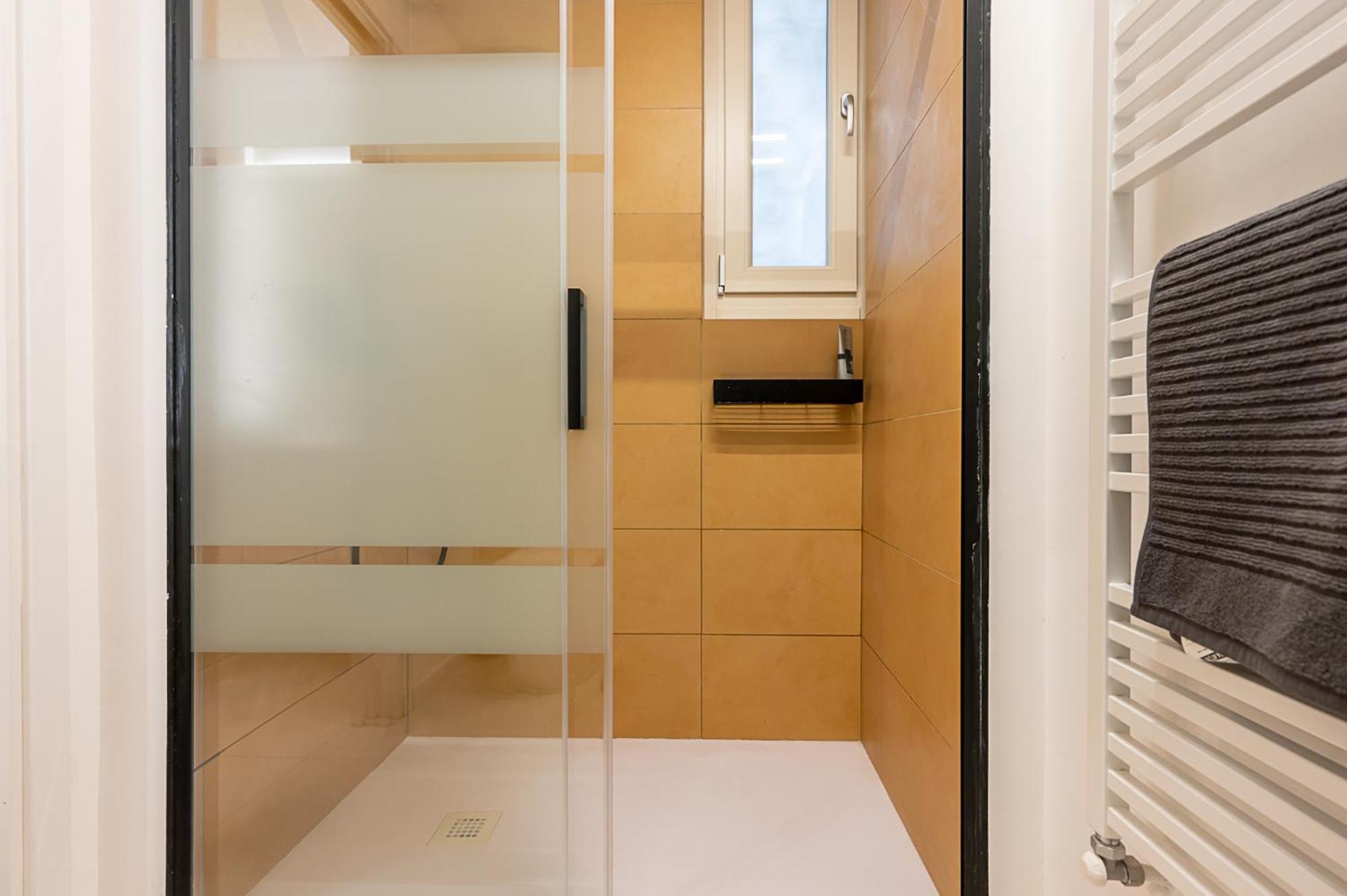 Madamin 9 - Contemporary Suite In A Prestigious Building Turin Exterior photo